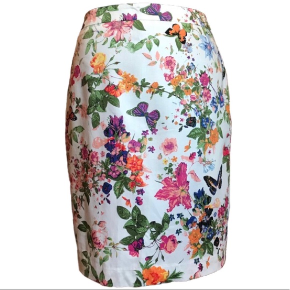 LOFT Dresses & Skirts - 🌺🦋 LOFT Floral Pencil Skirt - NWOT 🦋🌺